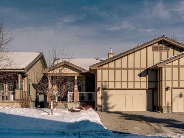 Townhouse for sale in Northwest, Alberta