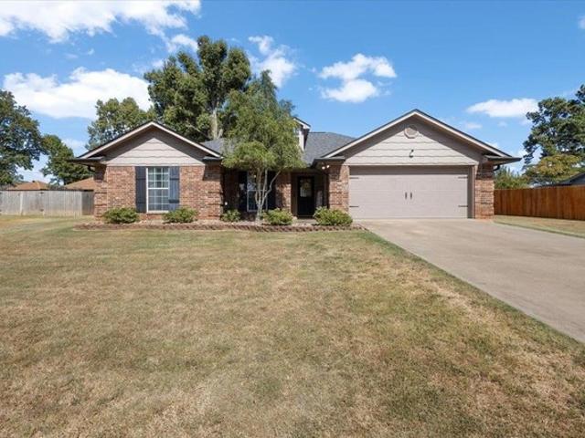 House for sale in Tatum, Texas