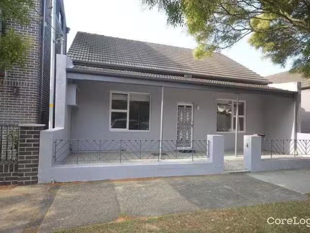 House for rent in Stanmore