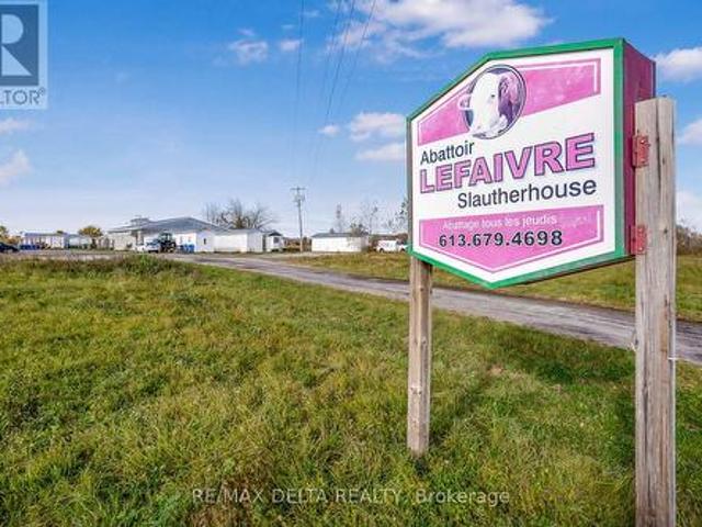 Commercial for sale in Alfred And Plantagenet, Ontario