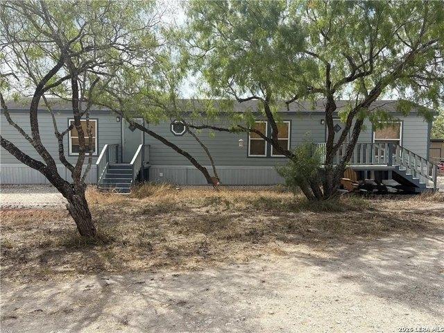 House for sale in Orange Grove, Texas