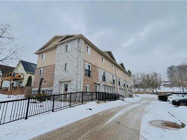 Townhouse for sale in Kitchener, Ontario