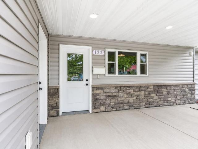 House for sale in Madelia, Minnesota