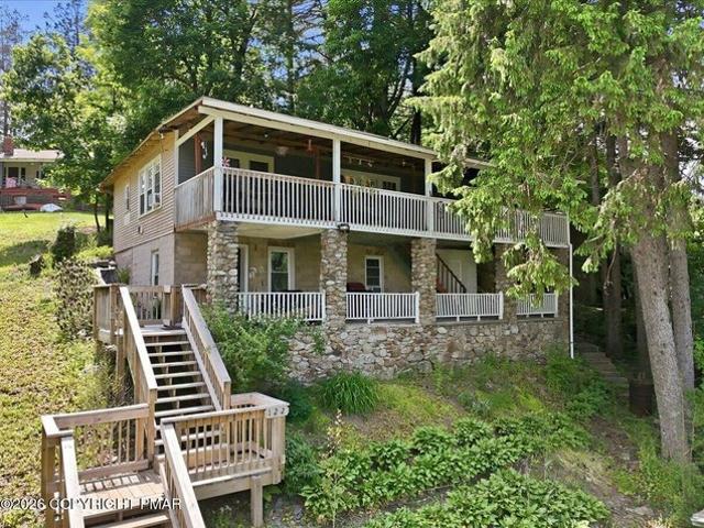 House for sale in Saylorsburg, Pennsylvania