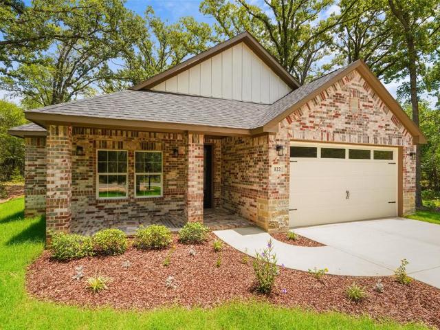 House for sale in Henderson, Texas