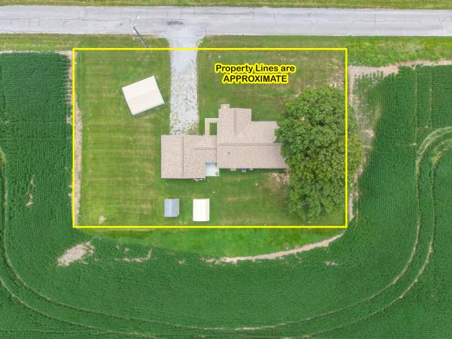 House for sale in Dix, Illinois