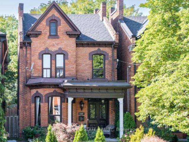House for sale in Ancaster, Ontario