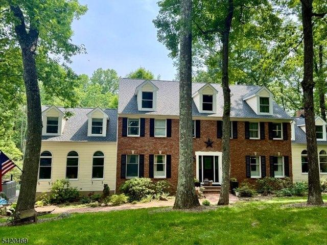 House for sale in Lebanon, New Jersey
