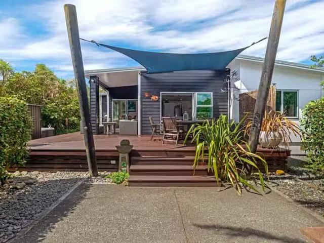 House for sale in Mahia