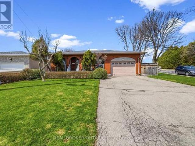 House for sale in Ancaster, Ontario