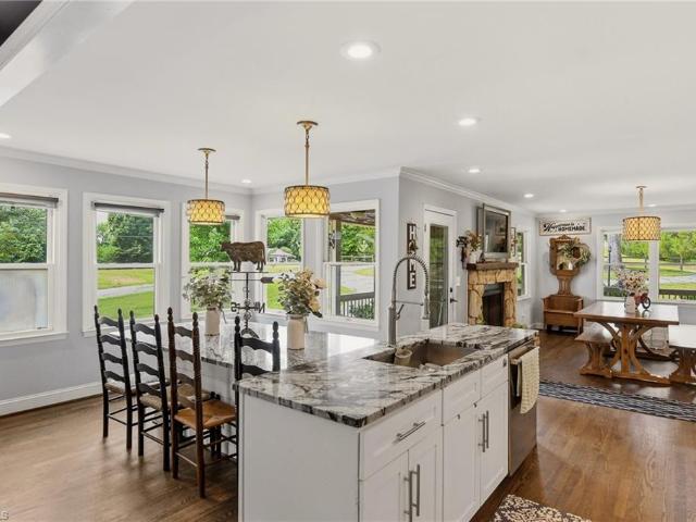 House for sale in Advance, North Carolina