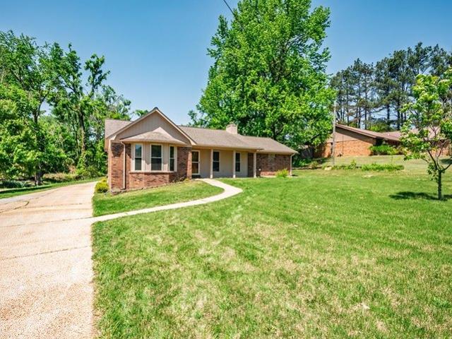 House for sale in Batesville, Mississippi