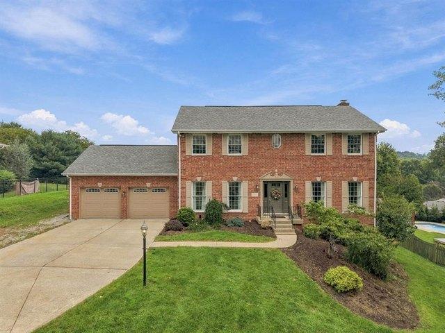 House for sale in Venetia, Pennsylvania