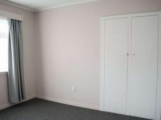 House for rent in Chaslands, Canterbury