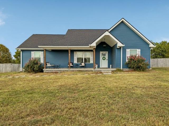 House for sale in Westmoreland, Middle Tennessee