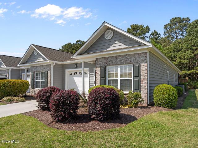 Townhouse for sale in Leland, North Carolina
