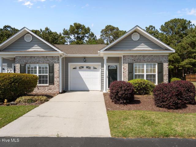 Townhouse for sale in Leland, North Carolina