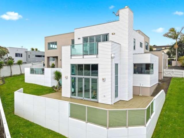 House for sale in Paremoremo, Oroua County