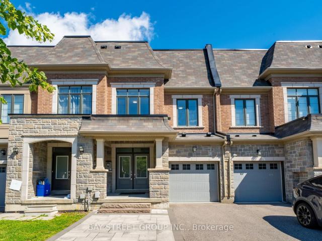 Townhouse for sale in Woburn, Ontario
