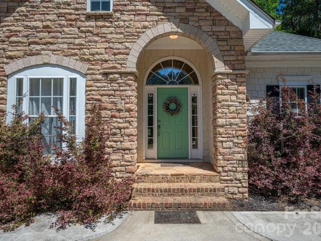 House for sale in Troutman, North Carolina