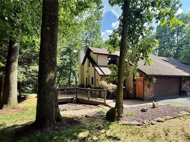 Townhouse for sale in Saxonburg, Pennsylvania