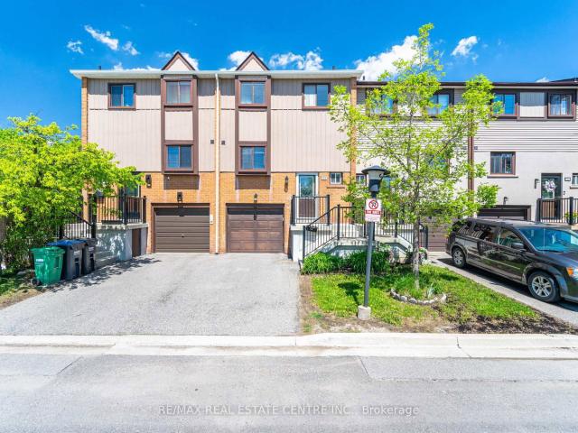 Condo for sale in Woburn, Ontario