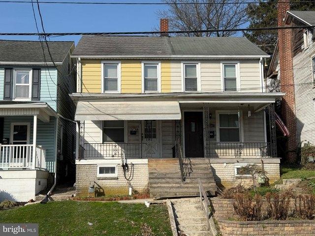 Townhouse for sale in Red Lion, Pennsylvania