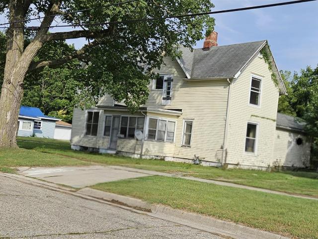 House for sale in Dowagiac, Cass County
