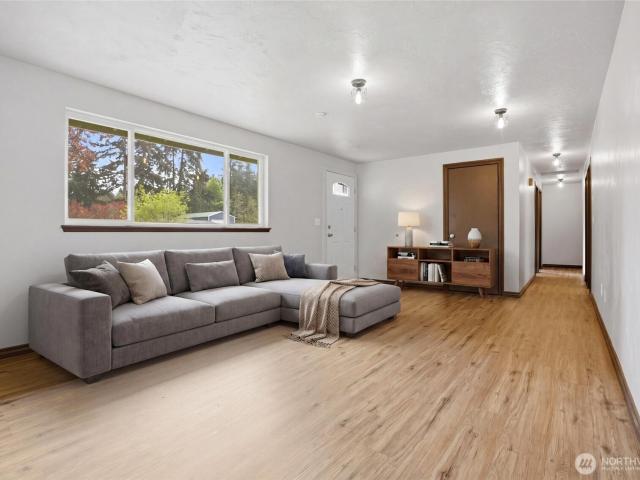 House for sale in Thurston, Washington