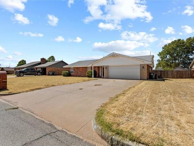 House for sale in Clinton, Custer County