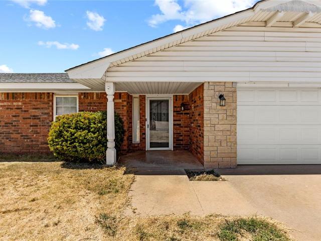 House for sale in Clinton, Oklahoma