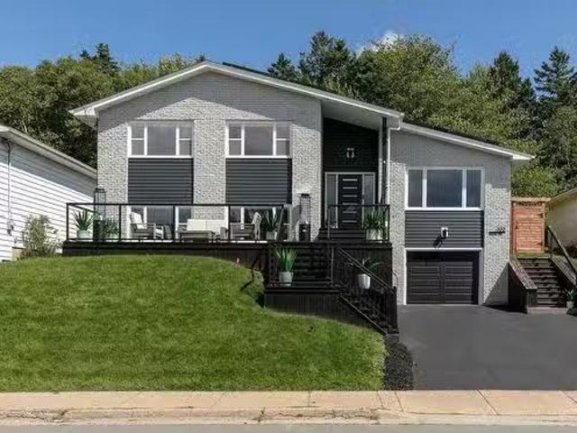House for sale in Dartmouth, Nova Scotia
