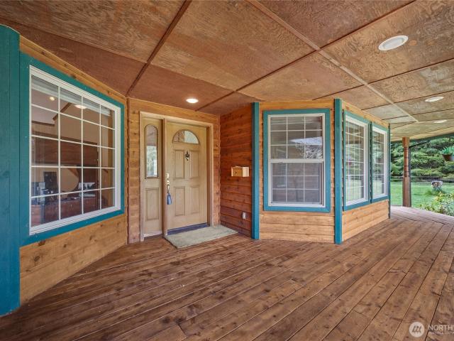 House for sale in Glenoma, Washington