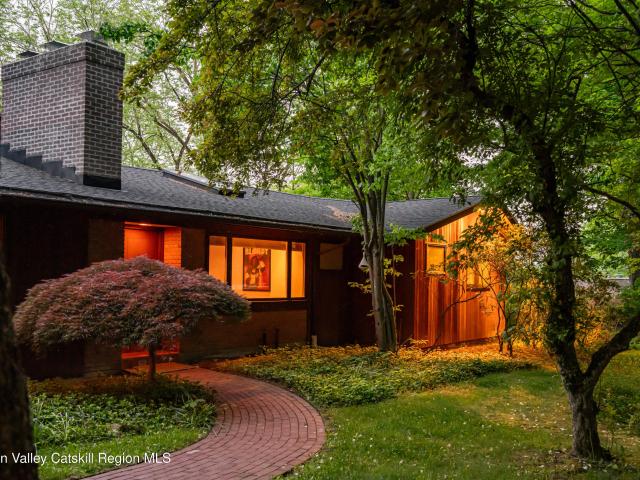 House for sale in New York