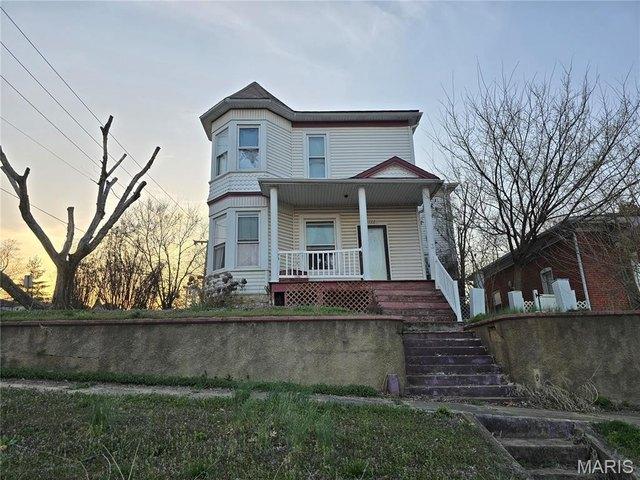 House for sale in De Soto, Missouri