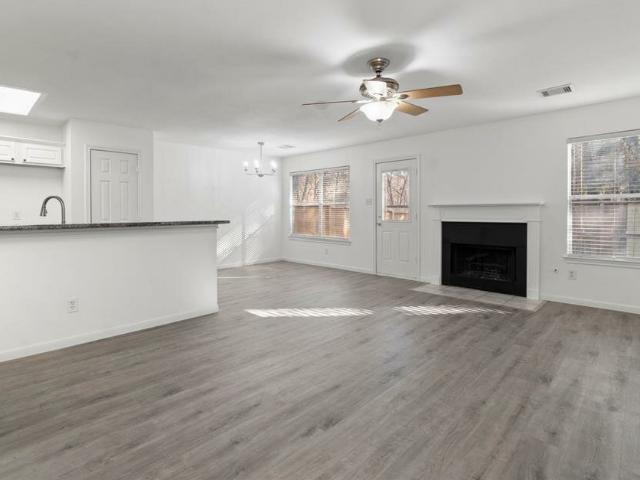 Townhouse for rent in Houston