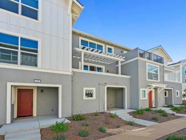 Townhouse for sale in Freedom, California