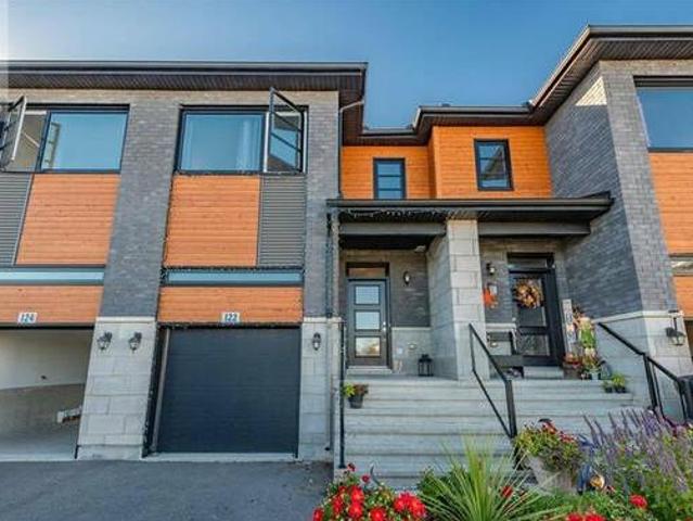House for sale in Ottawa