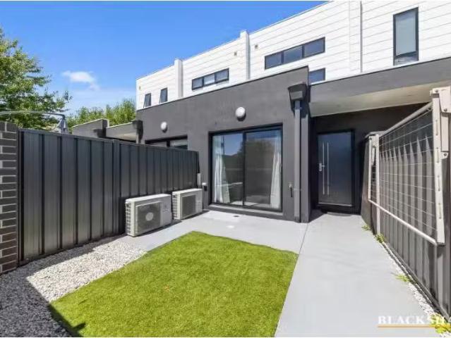 Condo for rent in Gordon, Australian Capital Territory
