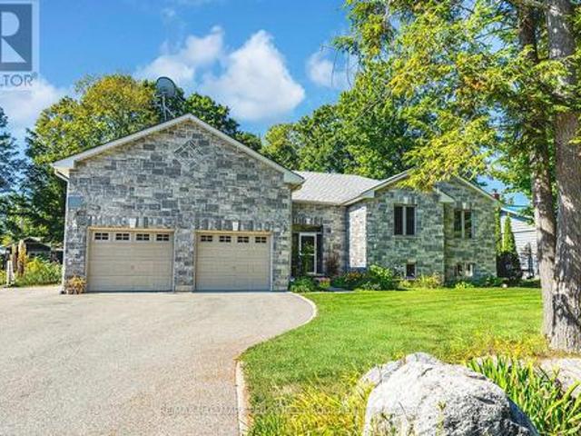 House for sale in Tiny, Ontario