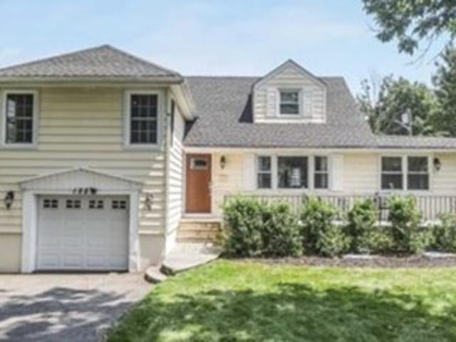 House for rent in Paramus, New Jersey
