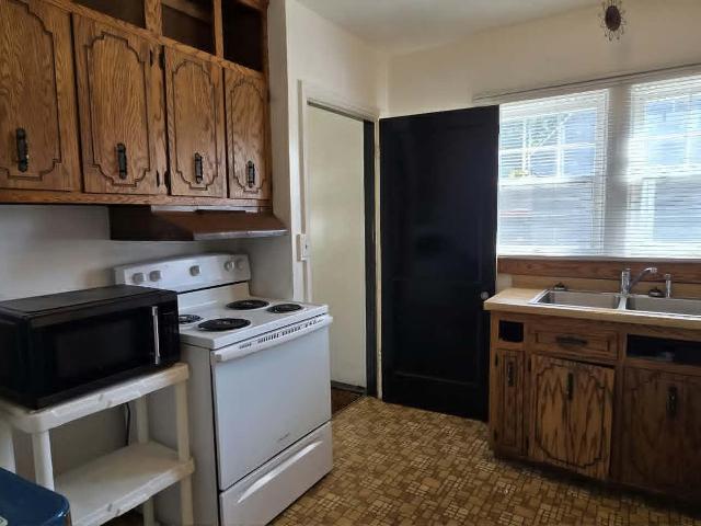 House for sale in Litchfield, Meeker County