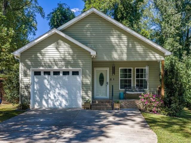 House for sale in Pickens, Pickens County
