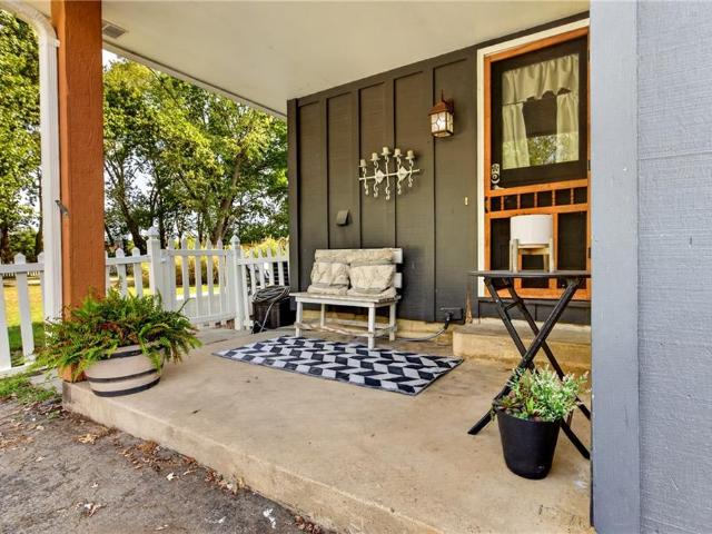 House for sale in Frontenac, Crawford County