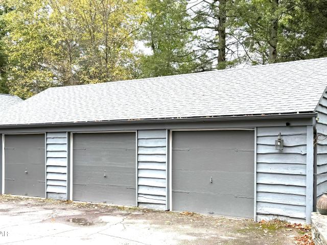 House for sale in Greentown, Pennsylvania