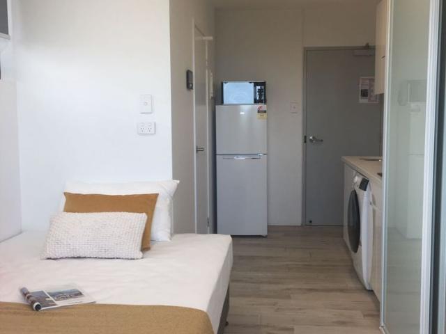 Granny Flat for rent in Toombul, Queensland