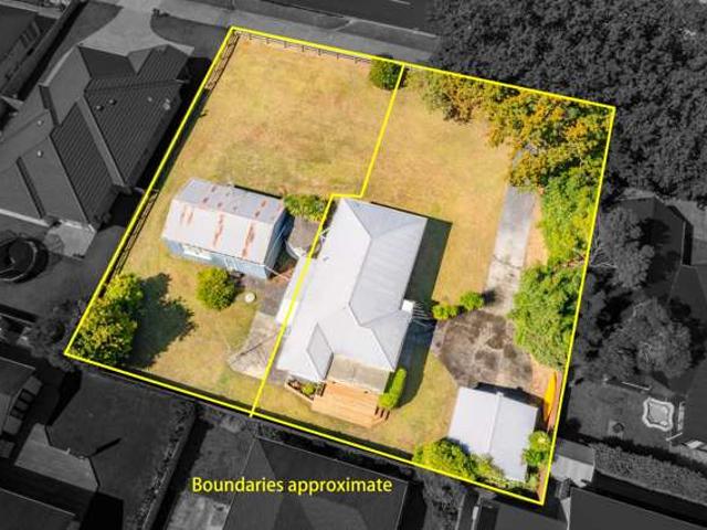 Land for sale in Huapai