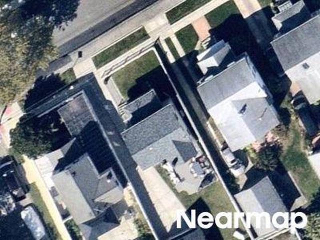 House for sale in Queens, Arverne
