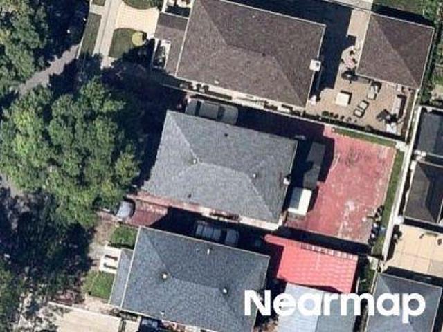 House for sale in Queens, Arverne