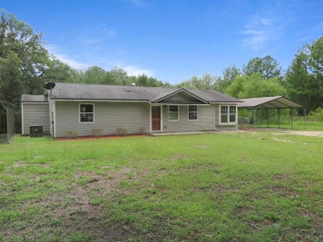House for sale in Suwannee, Florida